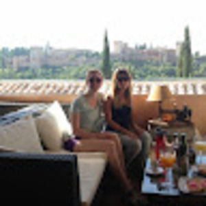 Meet your Posher, Claire